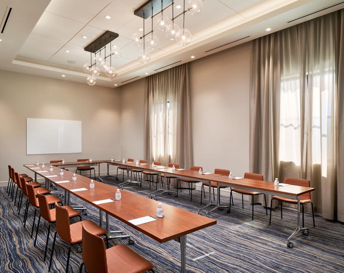 Thesis Hotel Miami Coral Gables, Curio Collection By Hilton Экстерьер фото