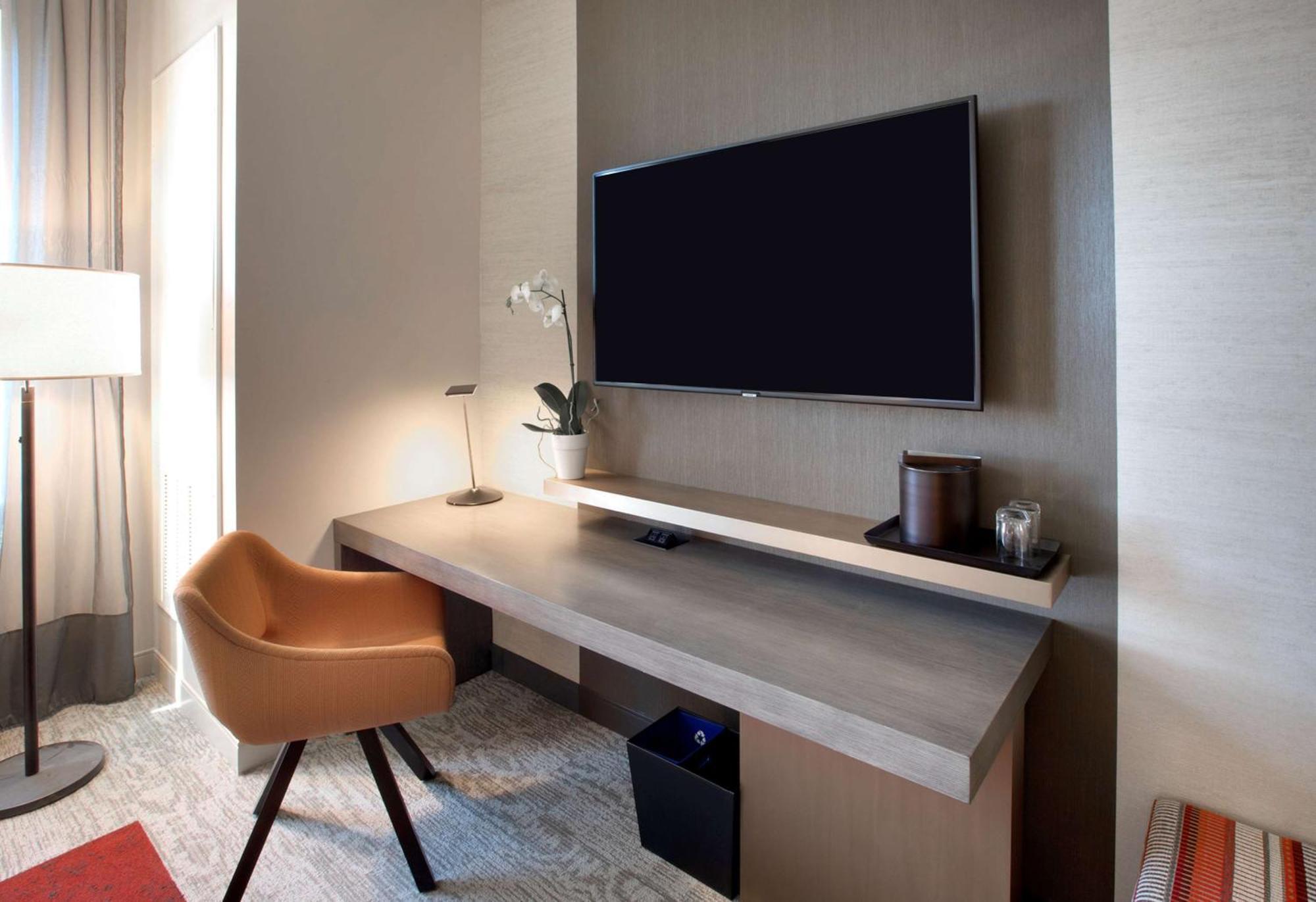 Thesis Hotel Miami Coral Gables, Curio Collection By Hilton Экстерьер фото